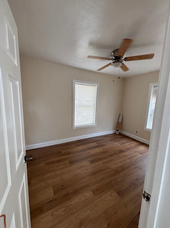 Photo - 636 Fairway Ave