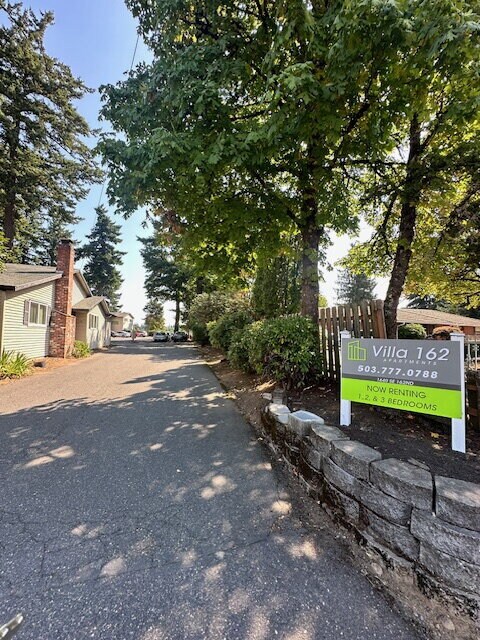 Photo - 2-Bedroom Apartment, 1.5 Bath, Downstairs,...