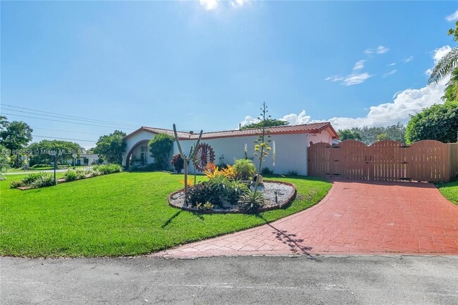 Photo - 17320 SW 89th Ave