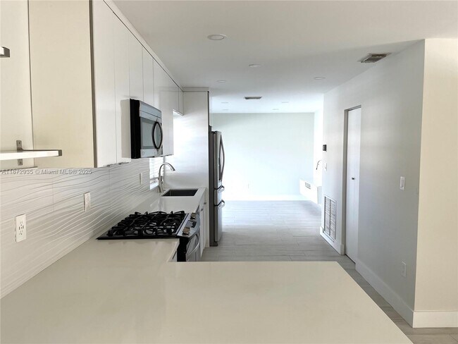 Photo - 10273 NW 56th St