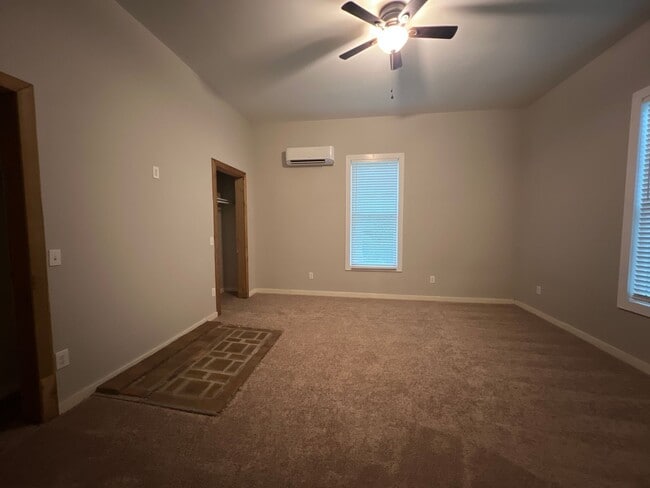 Photo - 400 Ave A Unit A