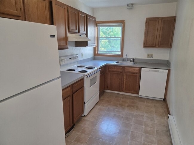 Photo - 118 Elm St Unit 7