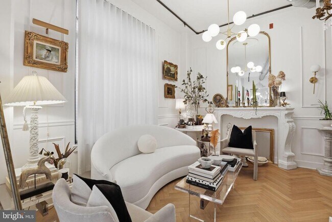 Photo - 520 John Carlyle St Unidad 408