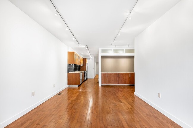 Photo - 532 S 15th St