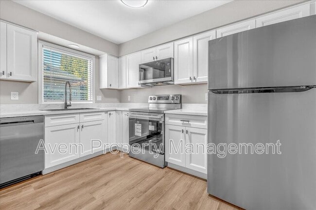 Photo - 4909 SE 71st Ave