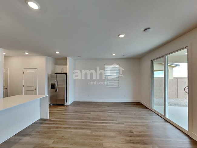 Photo - 9647 Harkes Dr