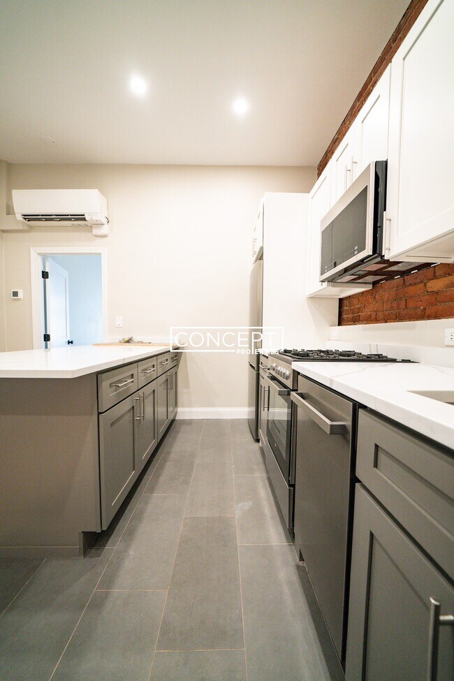 Photo - 181 St Botolph St Unit 3