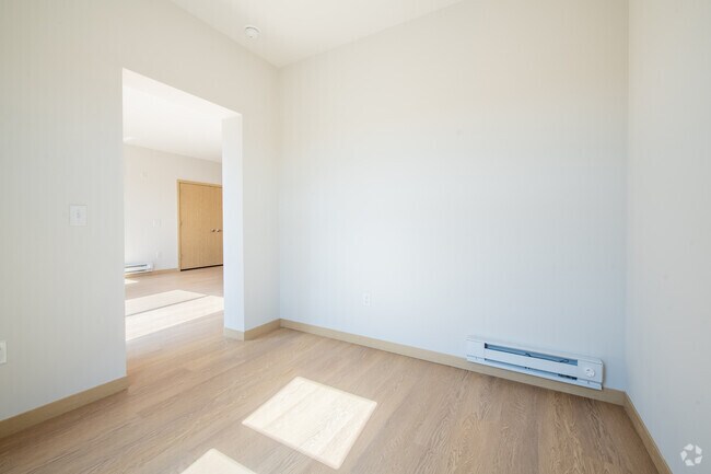 0BR, 1BA - 713SF