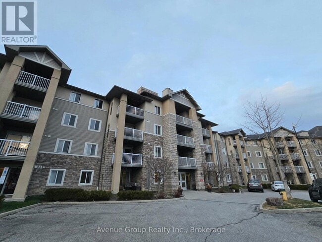 Photo - 684 Warden Ave.