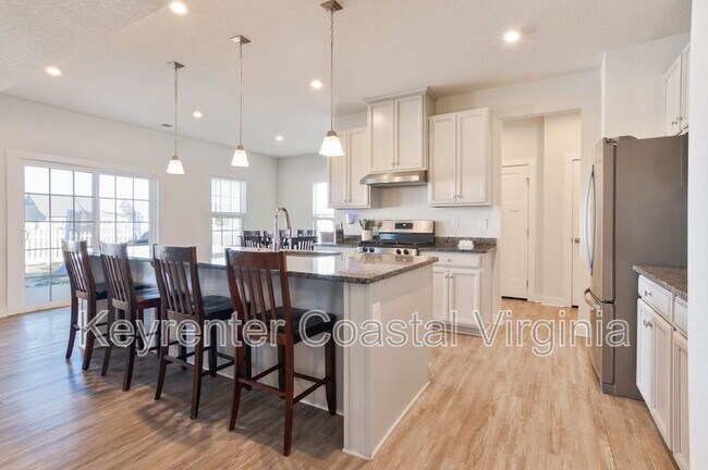 Photo - 515 Spring Hill Pl