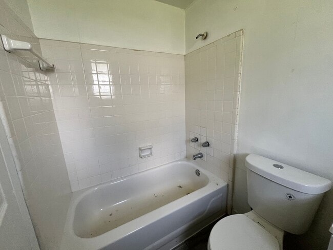 Photo - REMODELED 1 Bedroom, 1 Bathroom Brick Apartment (ask about our move in special!) Unit 811 McGee Street NE Live Oak 32064