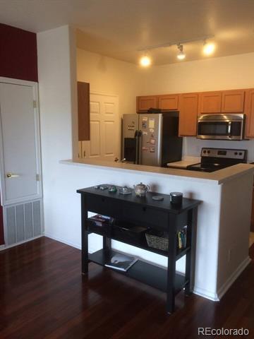 Building Photo - 15700 E Jamison Dr Unit 2-305