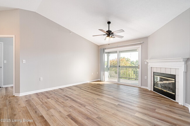 Photo - 5307 Rolling Rock Ct Unit 302