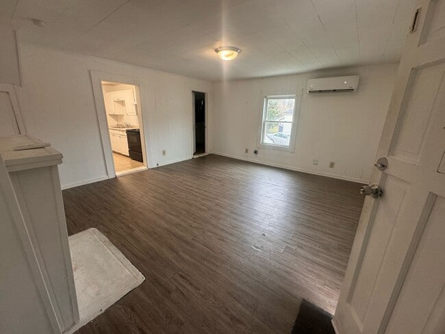 Photo - Branch street, 35-36