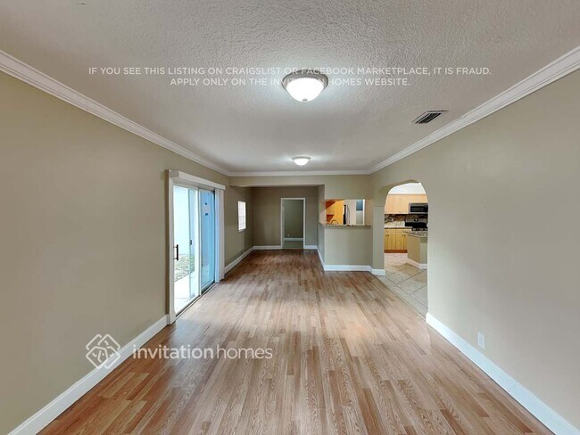 Photo - 1920 N 53rd Ave