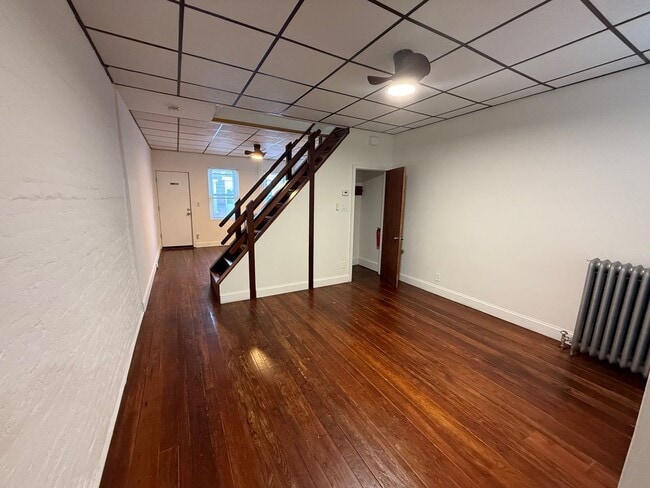 Building Photo - Cute, updated 2BR house coming up for Sept...