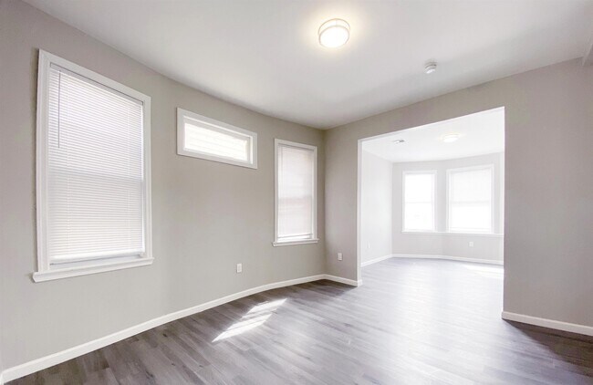 48 Dwight St Unit 2