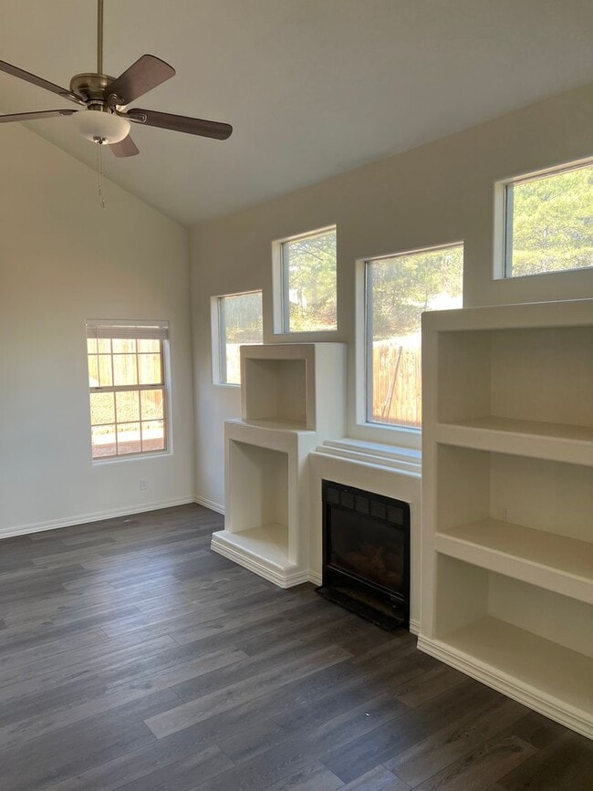 Photo - Remodeled End-Unit Townhome @ Village at Elk Run | 3 Bed, 2.5 Bath + 2-Car Garage