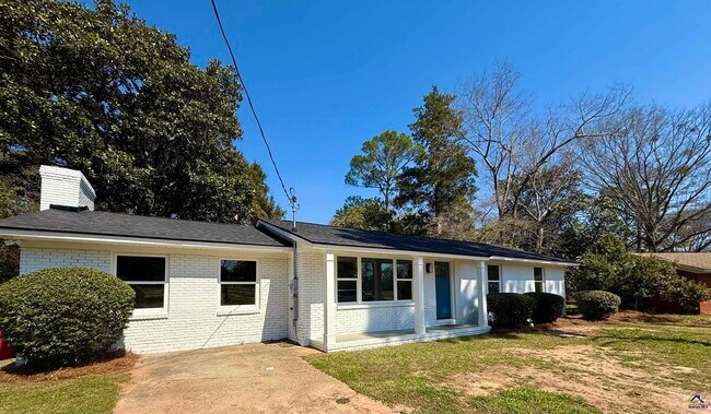 Photo - 105 Miller Ct