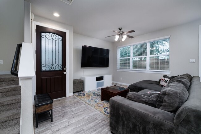 Photo - 10002 Waving Grain Ln