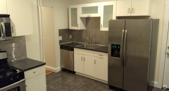 Building Photo - 108 Hyde Park Ave Unit 1 Rental