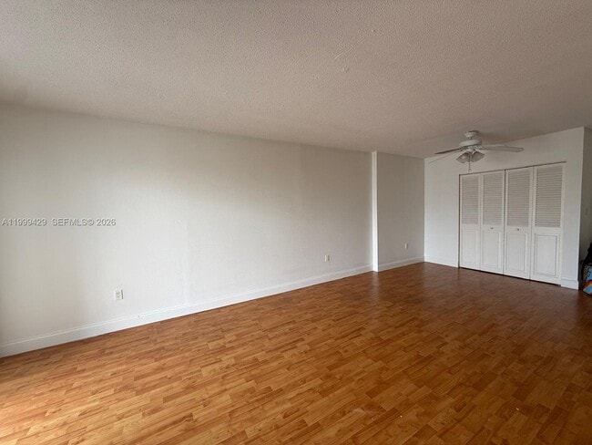 Photo - 400 Kings Point Dr Unit 527