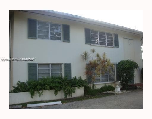 Photo - 580 University Dr Unit 1