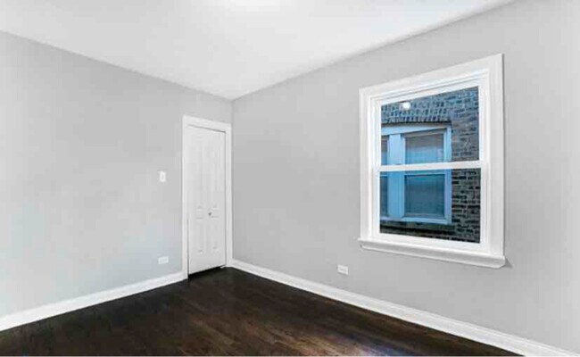 Photo - 8549 S Aberdeen St Unidad 1