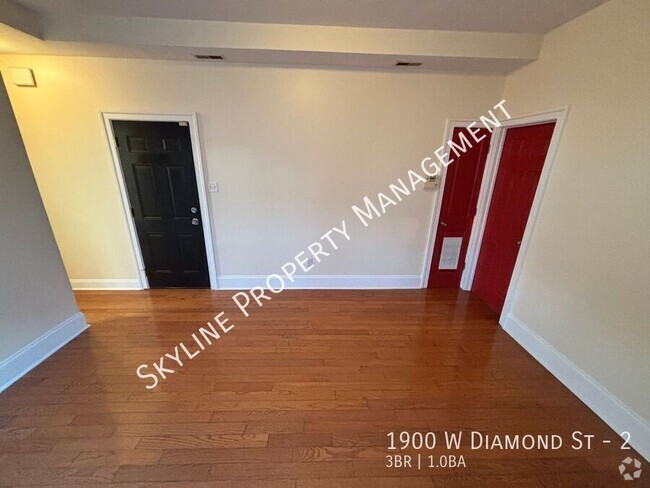 Building Photo - Charming 3 Bedroom Apartment For Rent Near... Unit 2