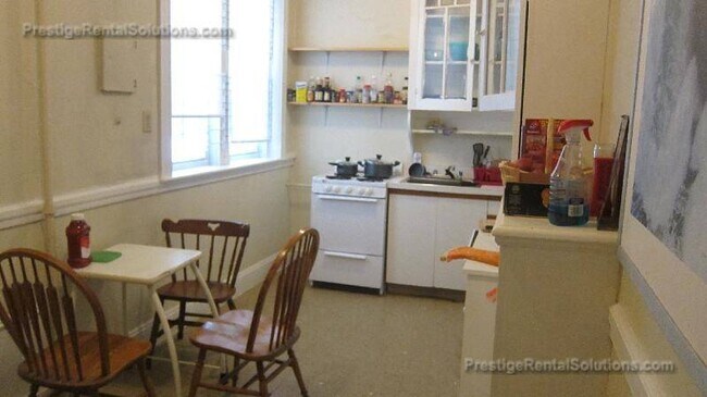 Photo - 47 Linden St Unit 1