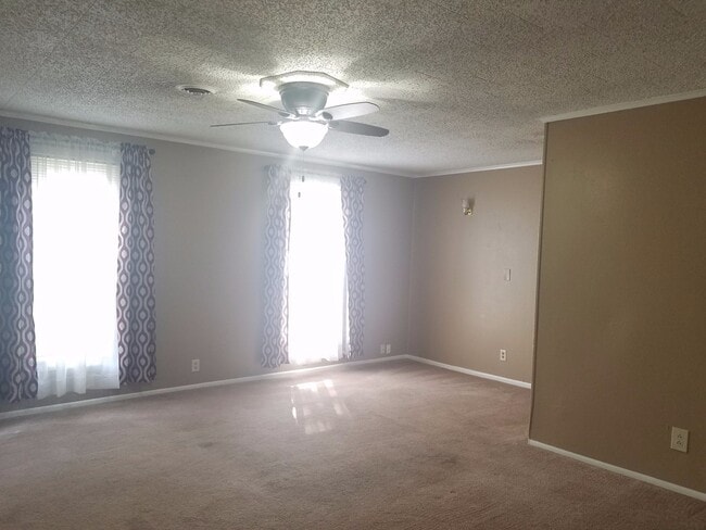 Photo - PRE-LEASING- AVAILABLE JUNE 10TH- 4 Bedroom/ 2 Bathroom Home