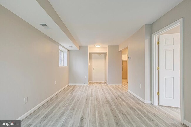 Photo - 5615 Franconia Rd Unit 104