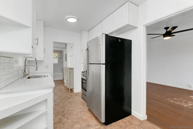 Photo - 3076 Juniper St