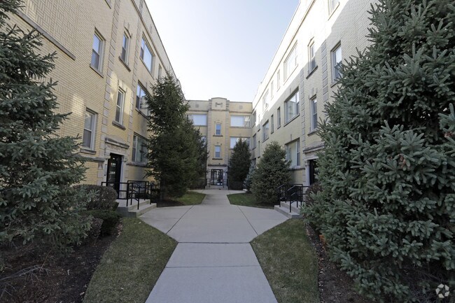 6320-6328 S Troy St Apartments - 6320-6328 S Troy St