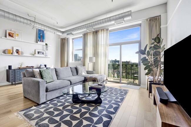 Photo - 1301 W Madison St Unit 618