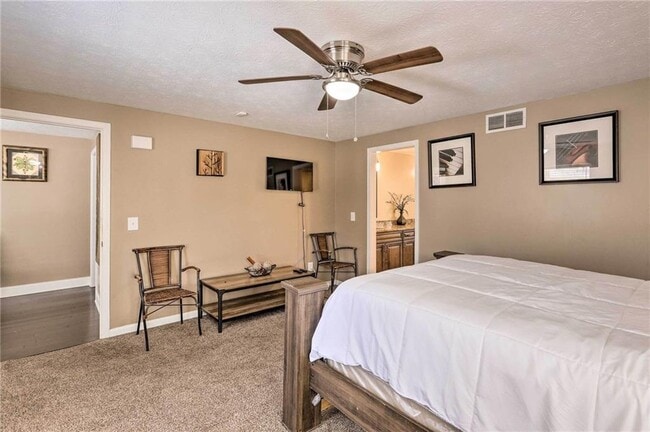 Photo - 6207 Moss Dr