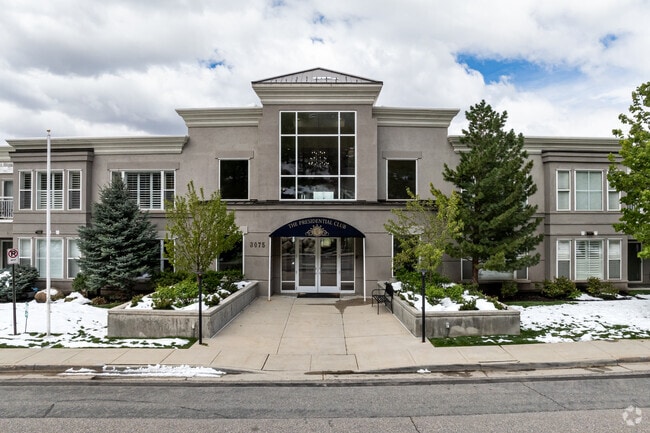 Building - The Presidential Club Condos