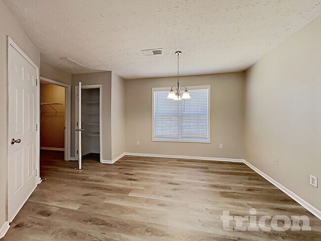 Photo - 1417 Stream Walk