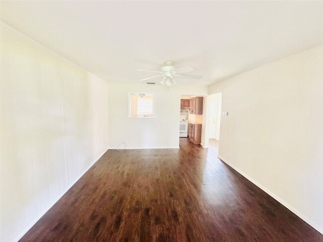 Photo - 1104 Ashland Dr