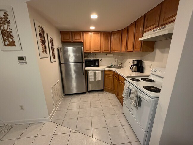 Photo - 135 Sussex St