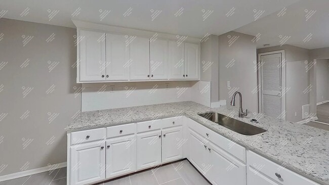 Photo - 155 Richmond St