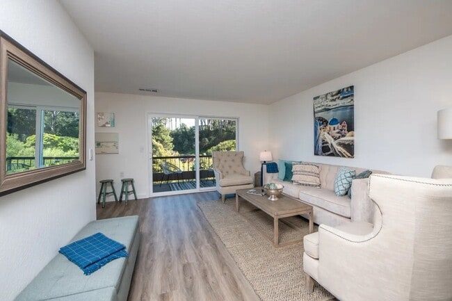 Photo - Charming, Furnished 1-bedroom Condo in Sausalito.