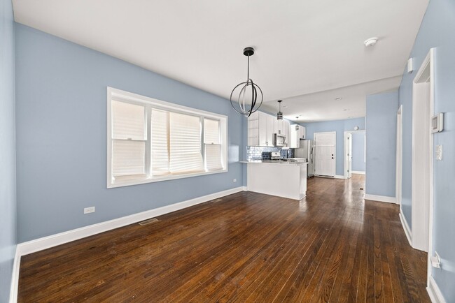 Photo - 8332 S May St Unit 1