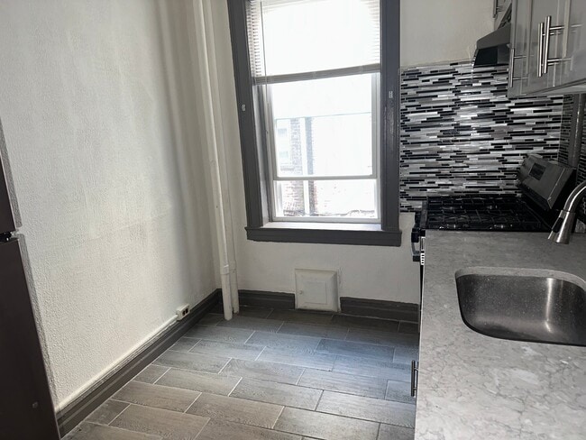 Photo - 804 Avenue C Unit 8
