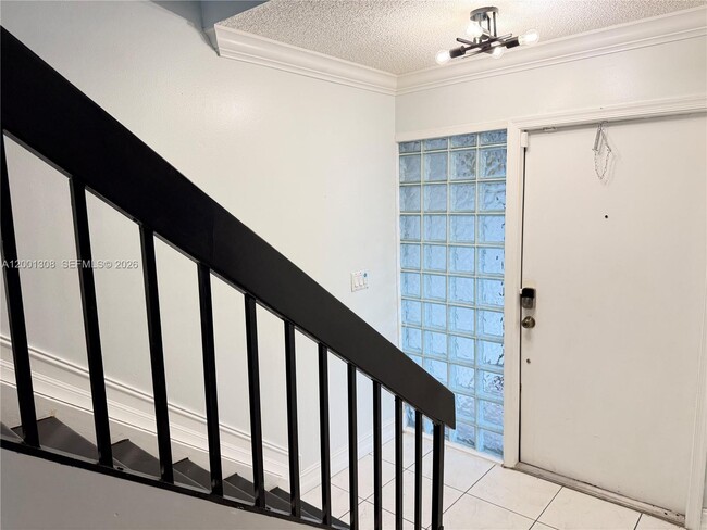 Photo - 6817 SW 40th St Unit 4-H
