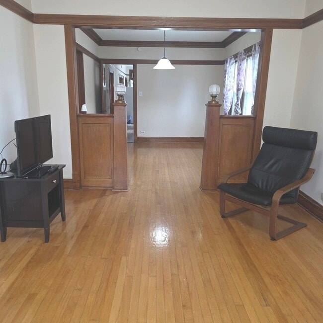 Photo - 2252 N Mason Ave Unit 2