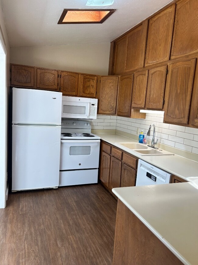 Photo - 908 Whitaker Dr