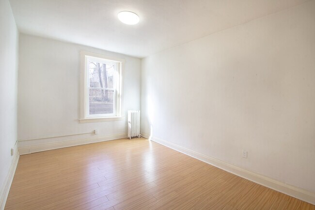 Photo - 423 Biddle Ave