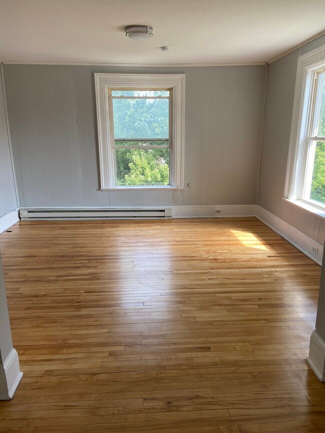 Photo - 15 LLC-97 Boynton Ave. Unidad 4