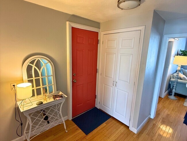 Photo - 265 Lexington St Unit 4